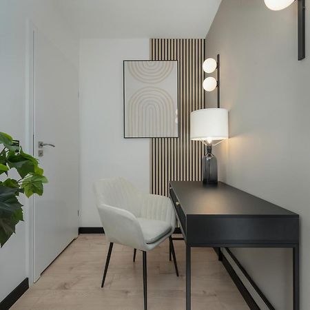 Wroclavia Apartments Dyrekcyjna By Noclegi Renters Wrocław Extérieur photo