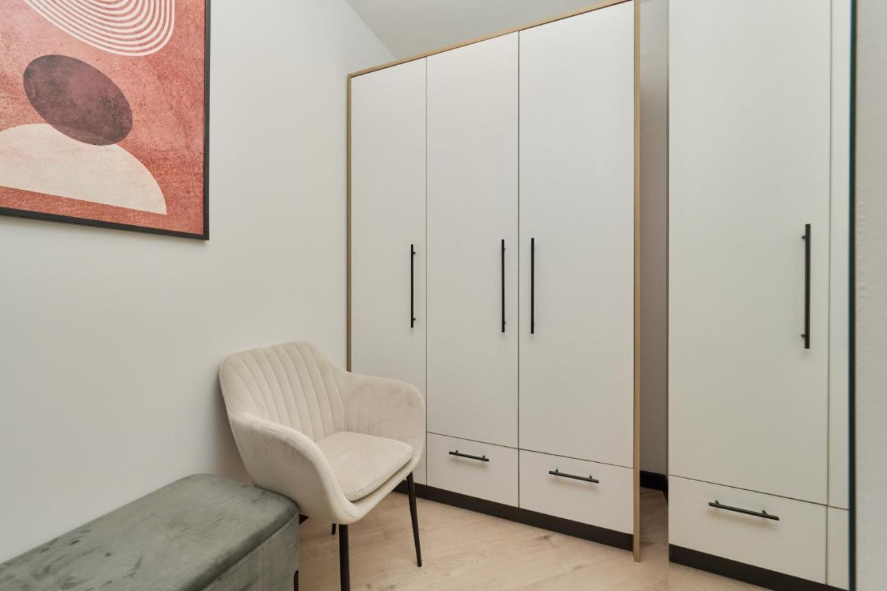 Wroclavia Apartments Dyrekcyjna By Noclegi Renters Wrocław Extérieur photo
